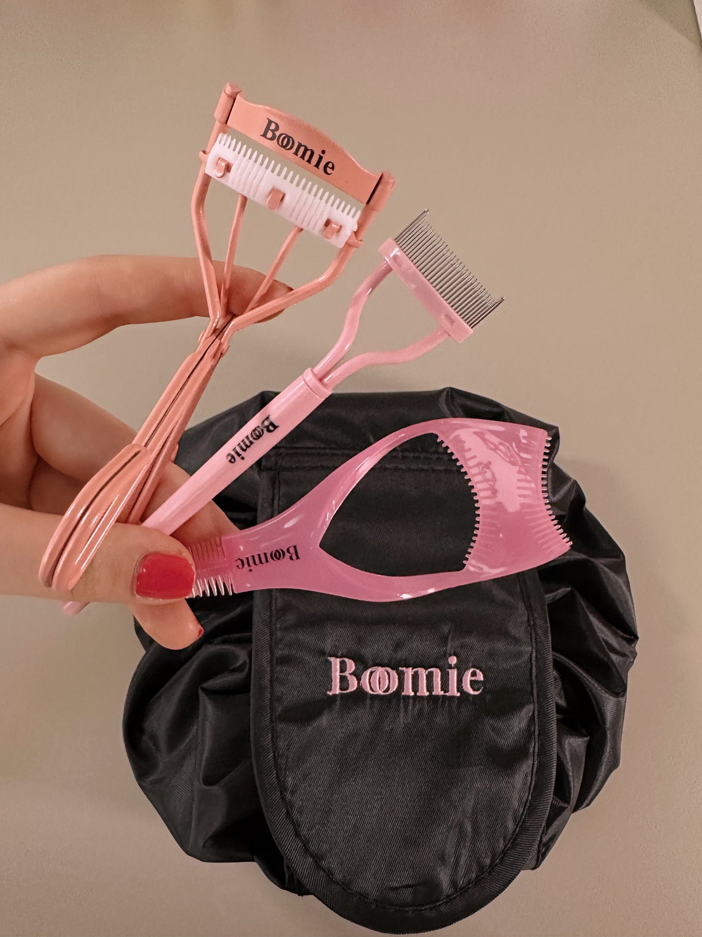 KIT DE PESTAÑAS + BOOMIEBAG