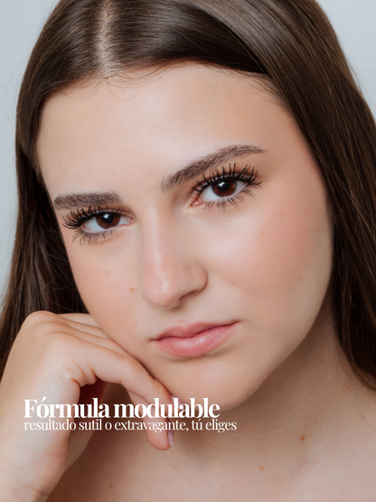 MÁSCARA DE PESTAÑAS TUBING NEGRA INFUSIONADA CON SÉRUM